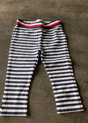 Broek jongens , marca: Tommy Hilfiger, estado: Muito bom, tamanho: 6-9 meses / 68 cm, €5.00, €5.95 inclui Proteção do Comprador