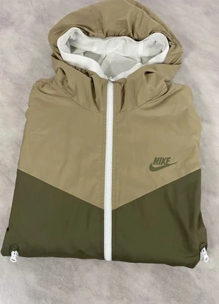 Nike - Veste coupe-vent / impermeable à capuche kaki/beige homme XS - Windbreaker Code 278N, brand: Nike, condition: Very good, size: XS, €30.00, €32.20 includes Buyer Protection Pro