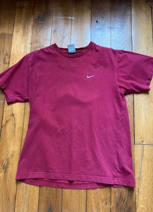 T shirt nike vintage, marque: Nike, état: Très bon état, taille: S, 10,00 €, 11,20 € Protection acheteurs incluse