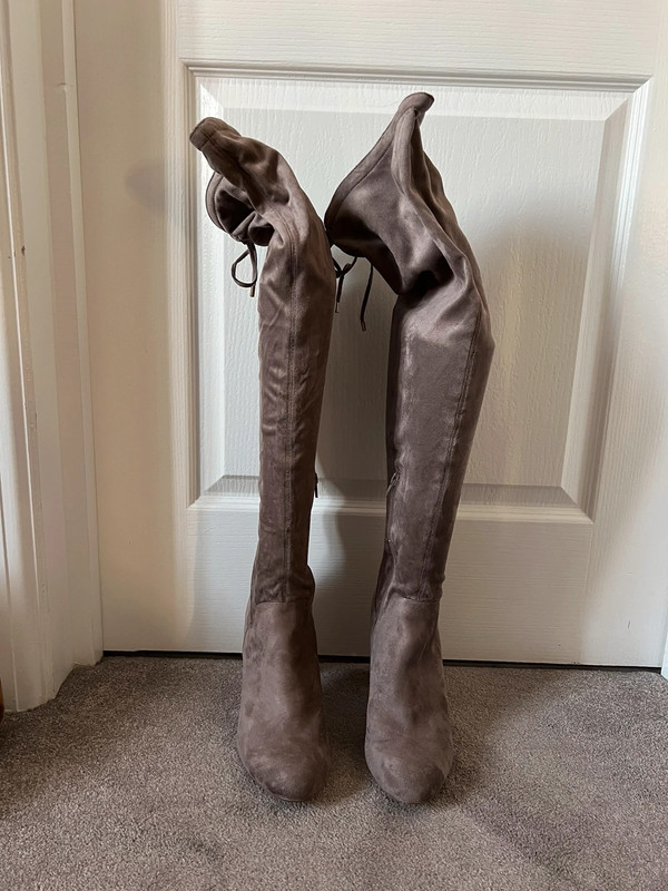 Carvela suede boots on sale