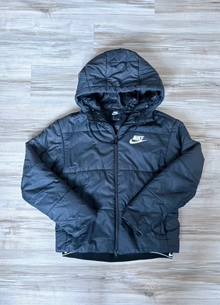 Doudoune Nike noir femme Taille S, marke: Nike, zustand: Gut, größe: S / 36 / 8, 30,00 €, 32,20 € inklusive Vinted-Käuferschutz