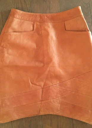 Jupe crayon en cuir camel, état: Neuf sans étiquette, taille: XS / 34 / 6, 15,00 €, 16,45 € Protection acheteurs incluse
