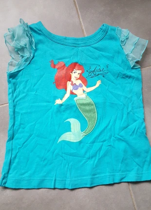 Tee shirt disney 4 ans, merk: Disney, staat: Heel goed, maat: 4 jaar / 104 cm, € 4,00, € 4,90 inclusief Kopersbescherming