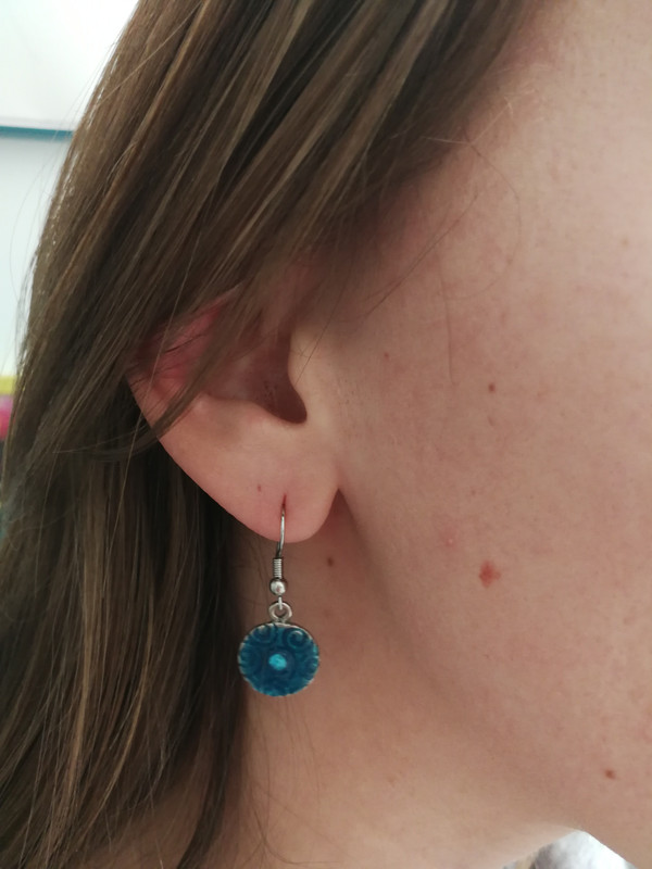 Boucles d'oreilles fantaisie bleues  4
