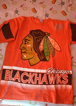 Authentique tee shirt des Blackhawks NHL, zustand: Sehr gut, größe: L, 30,00 €, 32,20 € inklusive Vinted-Käuferschutz