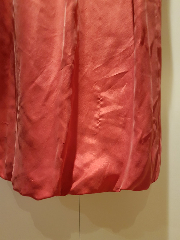 Robe rouge Marque Tintoretto taille 42 neuve 100%soie 2