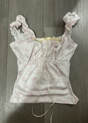 lace detail top, brand: NO LABEL, condition: Very good, size: 2 / XS, $8.00, $9.10 includes Buyer Protection