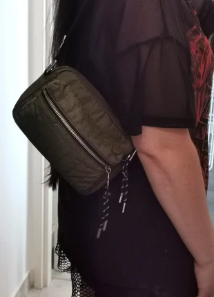 Sac Pull&Bear imperméable vert militaire, marke: Pull & Bear, zustand: Neu, 7,50 €, 8,58 € inklusive Vinted-Käuferschutz