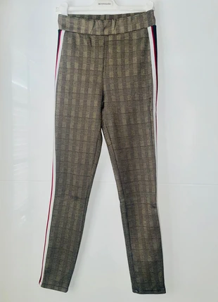 Legging à carreau et bande zara , marke: Zara, zustand: Sehr gut, größe: S / 36 / 8, 7,00 €, 8,05 € inklusive Vinted-Käuferschutz