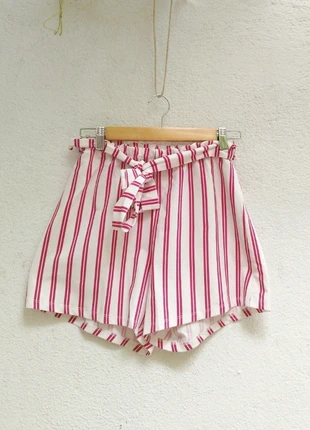 Short rayas 🩷, marque: Local, état: Très bon état, taille: S / 36 / 8, 15,00 €, 16,45 € Protection acheteurs incluse