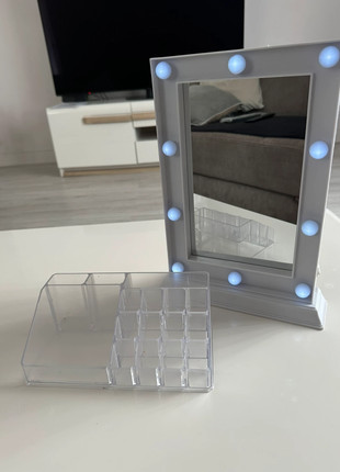 Miroir lumineux + rangement maquillage, marca: Action, estado: Muito bom, €8.00, €9.10 inclui Proteção do Comprador