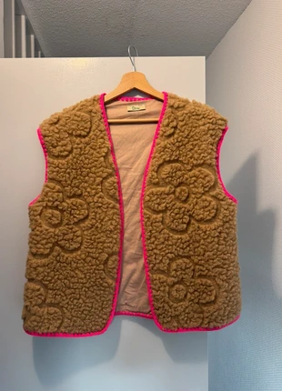 Veste sans manches camel, brand: Boutique indépendante, condizioni: Nuovo senza cartellino, taglia: Taglia unica, €35.00, €37.45 include la Protezione acquisti