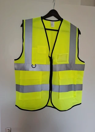 Reflecterend hesje maat L, merk: Merk, staat: Heel goed, € 2,50, € 3,33 inclusief Kopersbescherming
