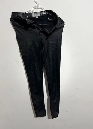 New Look “Hallie” Black Coated High-Waist Skinny Jeans, brand: Hallie, condition: Very good, size: S / UK 8-10, £4.00, £4.90 includes Buyer Protection