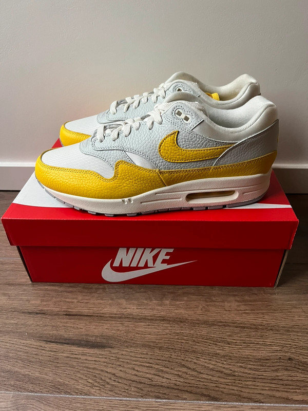 Nike air max 1 tour yellow hot sale