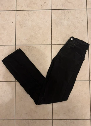 Jean Levi's - Noir - Femme - XS - Très Bon état, merk: Levi's, staat: Heel goed, maat: XS / 34 / 6, € 24,99, € 26,94 inclusief Kopersbescherming