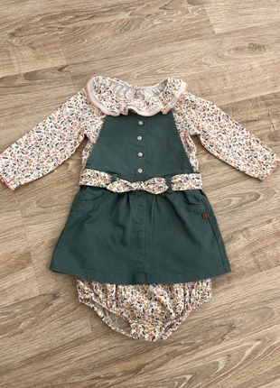 Ensemble fille 3 pièces – blouse fleurie & robe salopette verte, brand: Obaïbi, condizioni: Nuovo senza cartellino, taglia: 12-18 mesi / 80 cm, €14.99, €16.44 include la Protezione acquisti Pro