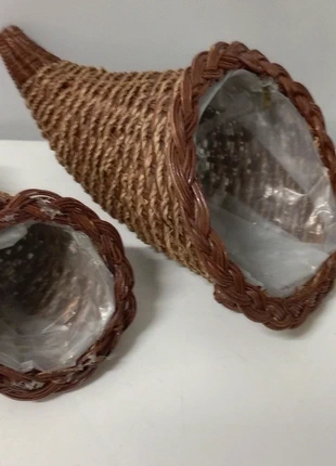 Cornucopia decorativa , brand: Home & Deco, condizioni: Buone, €10.00, €11.20 include la Protezione acquisti