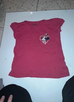 Tee-shirt minnie, brand: C&A, condition: Very good, size: 6 years / 116 cm, €2.00, €2.80 includes Buyer Protection