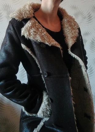 Manteau mi-long marron et à fausse fourrure Esprit style y2k, marque: Esprit, état: Très bon état, taille: M / 38 / 10, 13,00 €, 14,35 € Protection acheteurs incluse