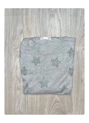 Pull avec des étoiles / Gris / Taille M, estado: Muy bueno, tamaño: M / 38 / 10, 7,00 €, 8,05 € Protección al comprador Pro incluida