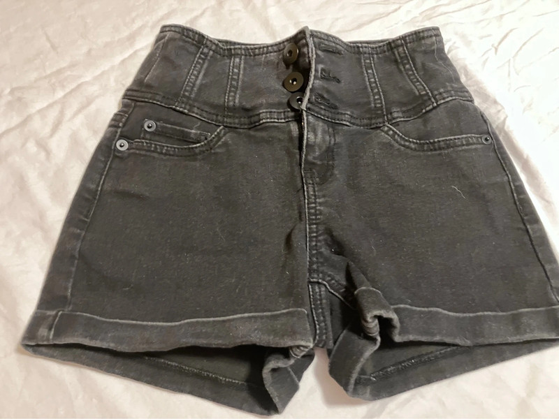 No Boundaries Size 1 High Rise Black Denim Shorts 1