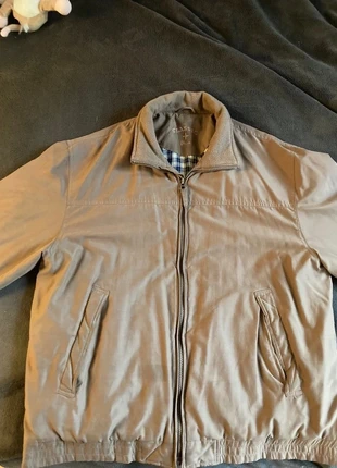 Vintage brown coat, marca: Classic, estado: Bueno, tamaño: M, 16,00 €, 17,50 € Protección al comprador incluida