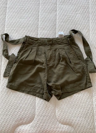 Short S kaki van Vero Moda, marca: Vero Moda, estado: Muy bueno, tamaño: S / 36 / 8, 10,00 €, 11,20 € Protección al comprador incluida