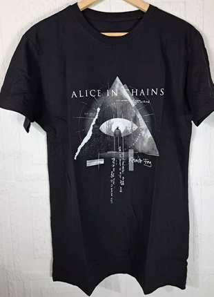 Alice In Chains Fog Mountain Official Band T Shirt Size L, brand: Alice In Chains, condition: New without tags, size: L, £14.00, £15.40 includes Buyer Protection Pro