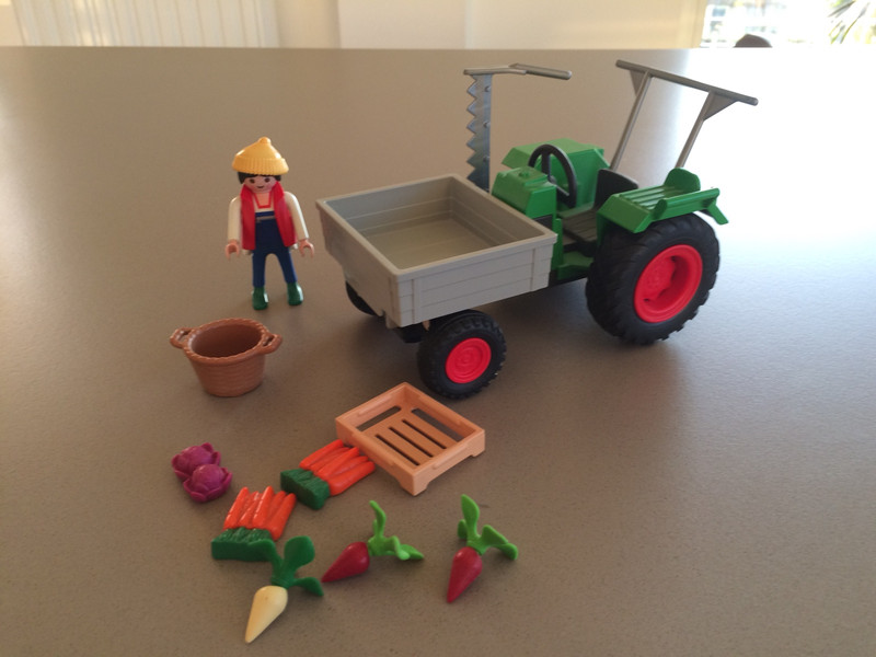 Playmobil - Fermière / tracteur faucheuse