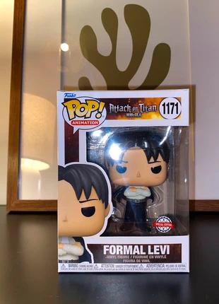 Funko POP Attack on Titan n°1171 Formal Levi (Special Edition), brand: Funko Pop, condition: Good, size: One size, €24.99, €26.94 includes Buyer Protection