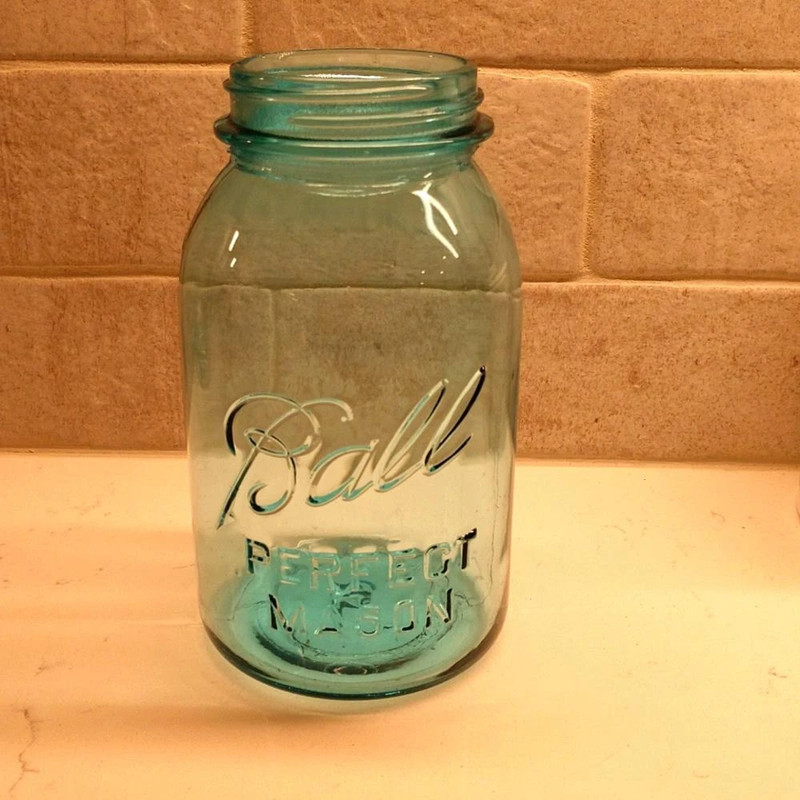 Vintage Blue Ball Quart Jar, No Lid 1