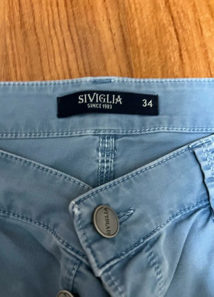 Pantaloni uomo Siviglia taglia 34 | Vinted