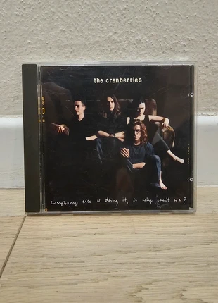 CD The Cranberries, Everybody Else Is Doing It, So Why Can't We? 1993, état: Très bon état, 8,00 €, 9,10 € Protection acheteurs incluse
