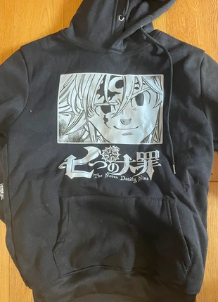 Pulls sweat Meliodas, marque: Seven, état: Bon état, taille: M, 10,00 €, 11,20 € Protection acheteurs incluse