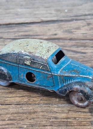 Jouet ancien en tôle voiture Peugeot 402, brand: Collection, condizioni: Buone, taglia: Taglia unica, €30.00, €32.20 include la Protezione acquisti Pro