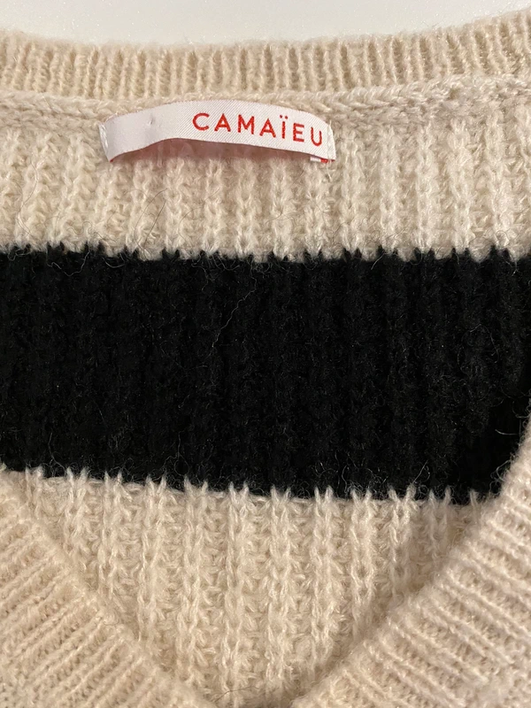 Pull col v camaïeu - photo numéro 2