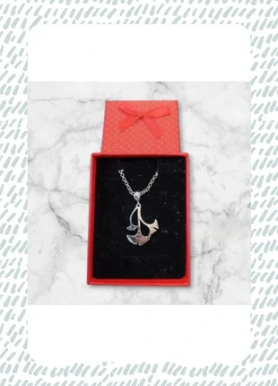 Pendentif avec chaine argentée Frederic M, marque: Frederic M, état: Neuf sans étiquette, 5,00 €, 5,95 € Protection acheteurs incluse