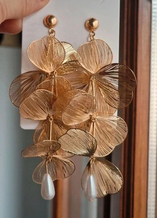 Pendientes pétalas douradas, merk: Zara, staat: Heel goed, € 4,75, € 5,69 inclusief Kopersbescherming