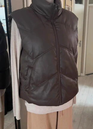 Brown bodywarmer CiSono, merk: Ci Sono, staat: Heel goed, maat: XL / 42 / 14, € 9,00, € 10,15 inclusief Kopersbescherming