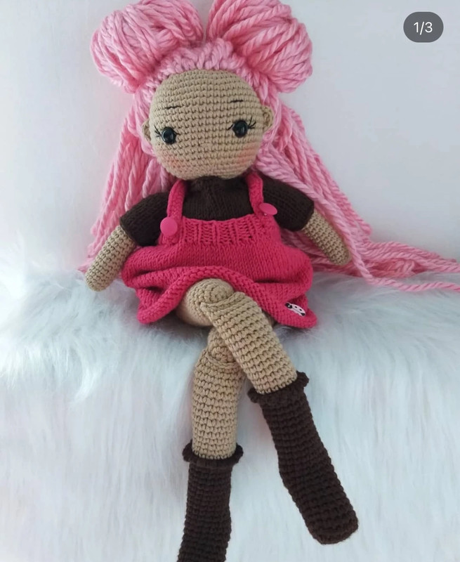 Poupée crochet fait main 1