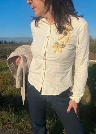 Y2k stretchy shirt with gold embroidery pailettes 🌟, brand: y2k, condizioni: Ottime, taglia: M / IT 42 / EU 38, €9.90, €11.10 include la Protezione acquisti