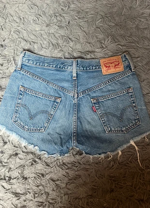 Short en jean Levi's 501 bleu Taille W25, brand: Levi's, condition: Very good, size: Other, €10.00, €11.20 includes Buyer Protection