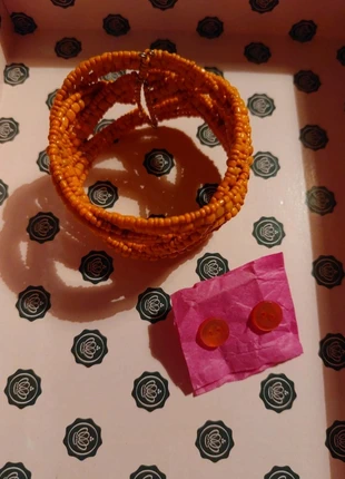 Vibrant Orange Multi-Strand Bracelet & Button Earrings Set, condition: New without tags, €8.00, €9.10 includes Buyer Protection