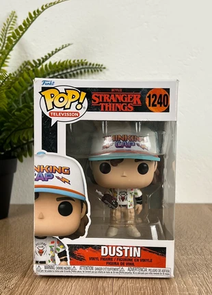 Figurine Funko Pop - Dustin 1240, marke: Funko Pop, zustand: Sehr gut, größe: Einheitsgröße, 12,00 €, 13,30 € inklusive Vinted-Käuferschutz