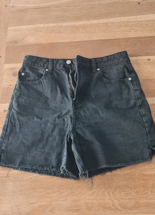 Short noir taille haute primark, brand: Primark, condition: Very good, size: M / 38 / 10, €3.00, €3.85 includes Buyer Protection