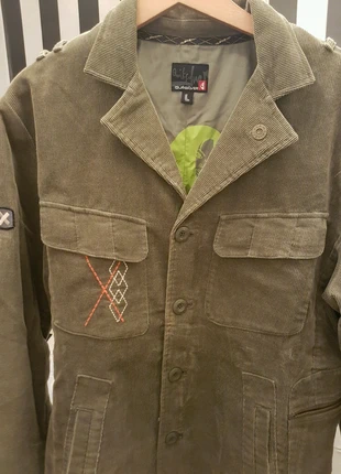 Chaqueta quiksilver talla L nueva , marca: Quiksilver, estado: Muy bueno, tamaño: L, 70,00 €, 74,20 € Protección al comprador incluida