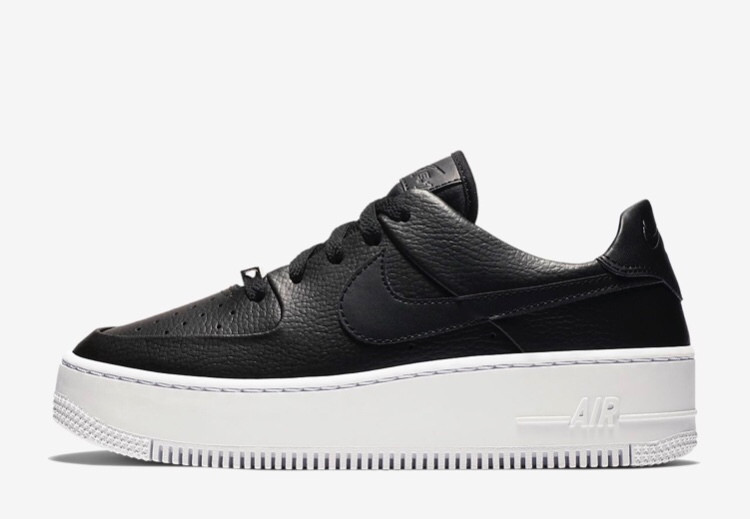 Air force one plateforme noir - Vinted Air force one plateforme noir - Vinted