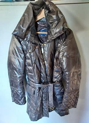 Doudoune mi longue Trussardi 42 marron glacé, marque: Trussardi, état: Très bon état, taille: XL / 42 / 14, 80,00 €, 84,70 € Protection acheteurs incluse