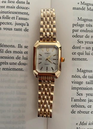 Montre à quartz pour femme blanche et dorée, marca: Quartz, estado: Novo com etiquetas, tamanho: Tamanho único, €7.00, €8.05 inclui Proteção do Comprador